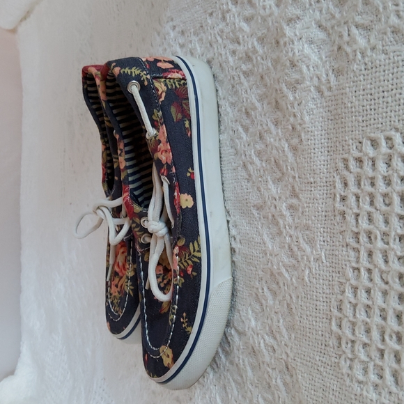 Navig8 Girls Sneakers - Picture 2 of 5